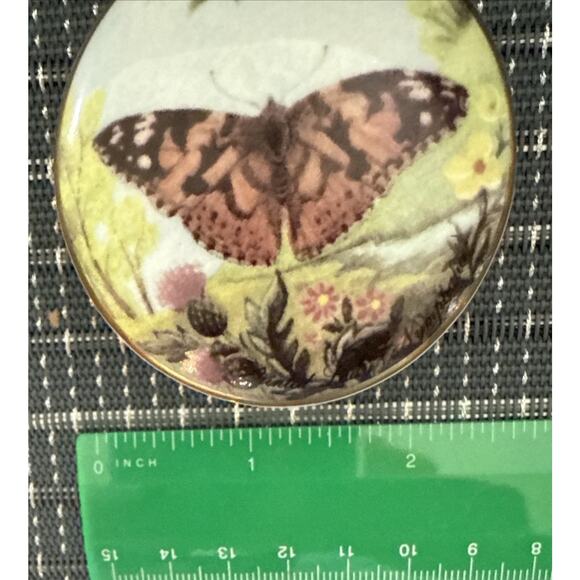 Falcon china Trinket box - Staffordshire England made Butterfly & Flowers Mint - Picture 5 of 5